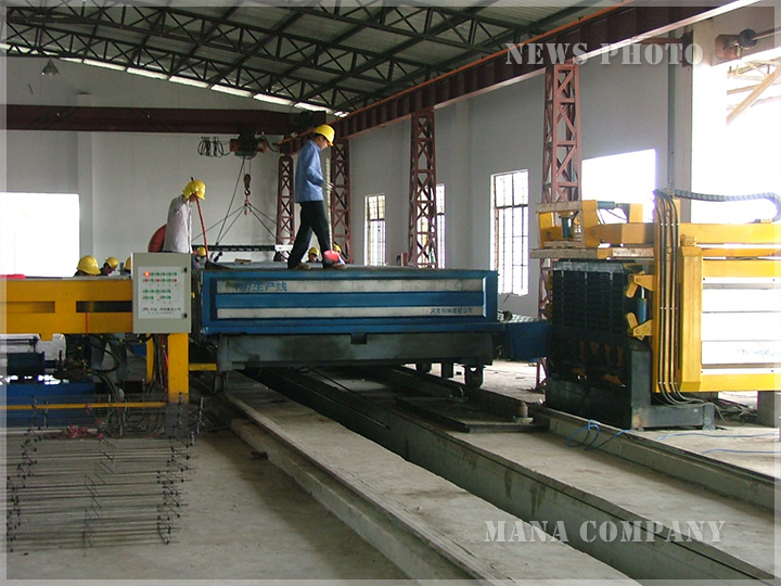 上?？蛻?M07墻板生產(chǎn)線