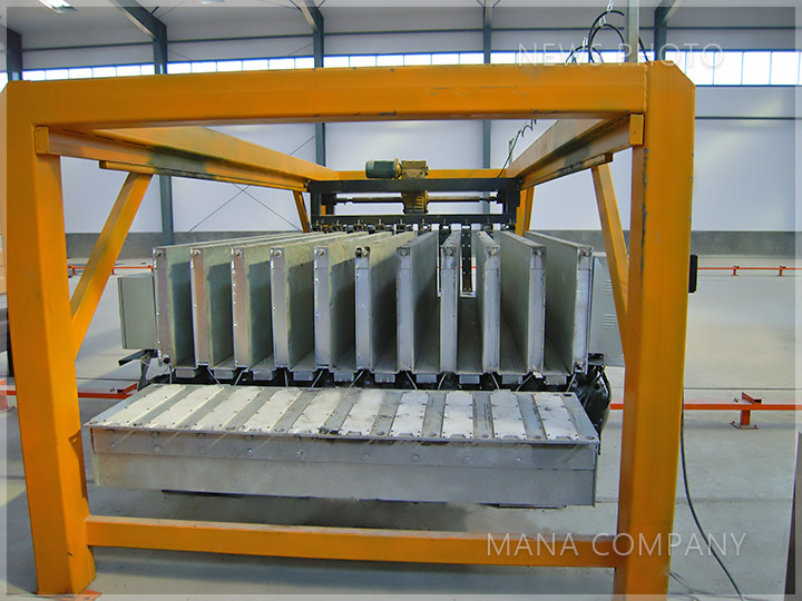 1612767255137646.jpg M08-立模成型機(jī).jpg