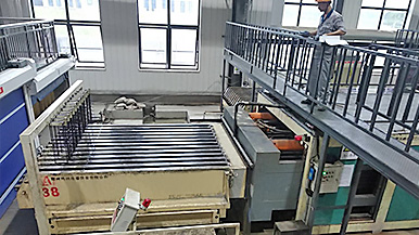 裝配式隔墻板生產線-專業(yè)陶?；炷翂Π宄商自O備-用工少 減少投資節(jié)約成本