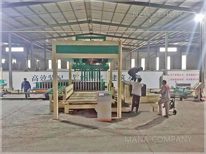 1647934025180092.jpg M03新品-客戶現(xiàn)場(chǎng).jpg