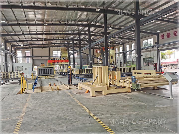 1702374020959439.jpg 生產現(xiàn)場03.jpg