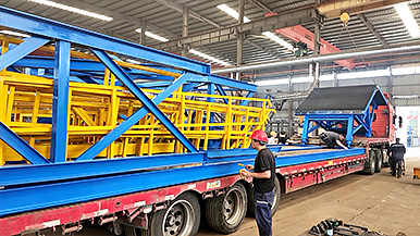 瑪納公司設(shè)備迎來發(fā)貨小高峰 模板模具發(fā)貨 墻板設(shè)備發(fā)貨 瑪納公司設(shè)備迎來發(fā)貨小高峰 模板模具發(fā)貨 墻板設(shè)備發(fā)貨